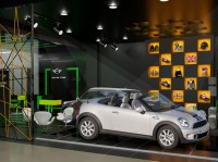 http://www.formandgraphic.com/files/gimgs/th-17_MINI Lenmarc Surabaya 2-500px.jpg